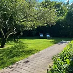 Walk To Beach - Bright, Pond-Facing 2Br Leisurama