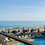 Royal Atlantic Beach Resort