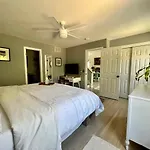 Hilltop Haven In Montauk W Pool, Family Friendly
