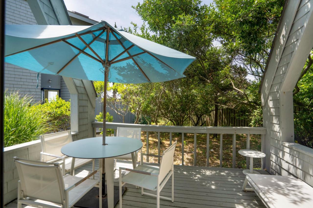 The Surf Club Resort