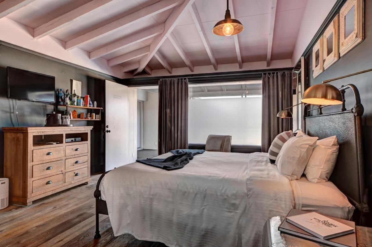 The Beach House Hotel
