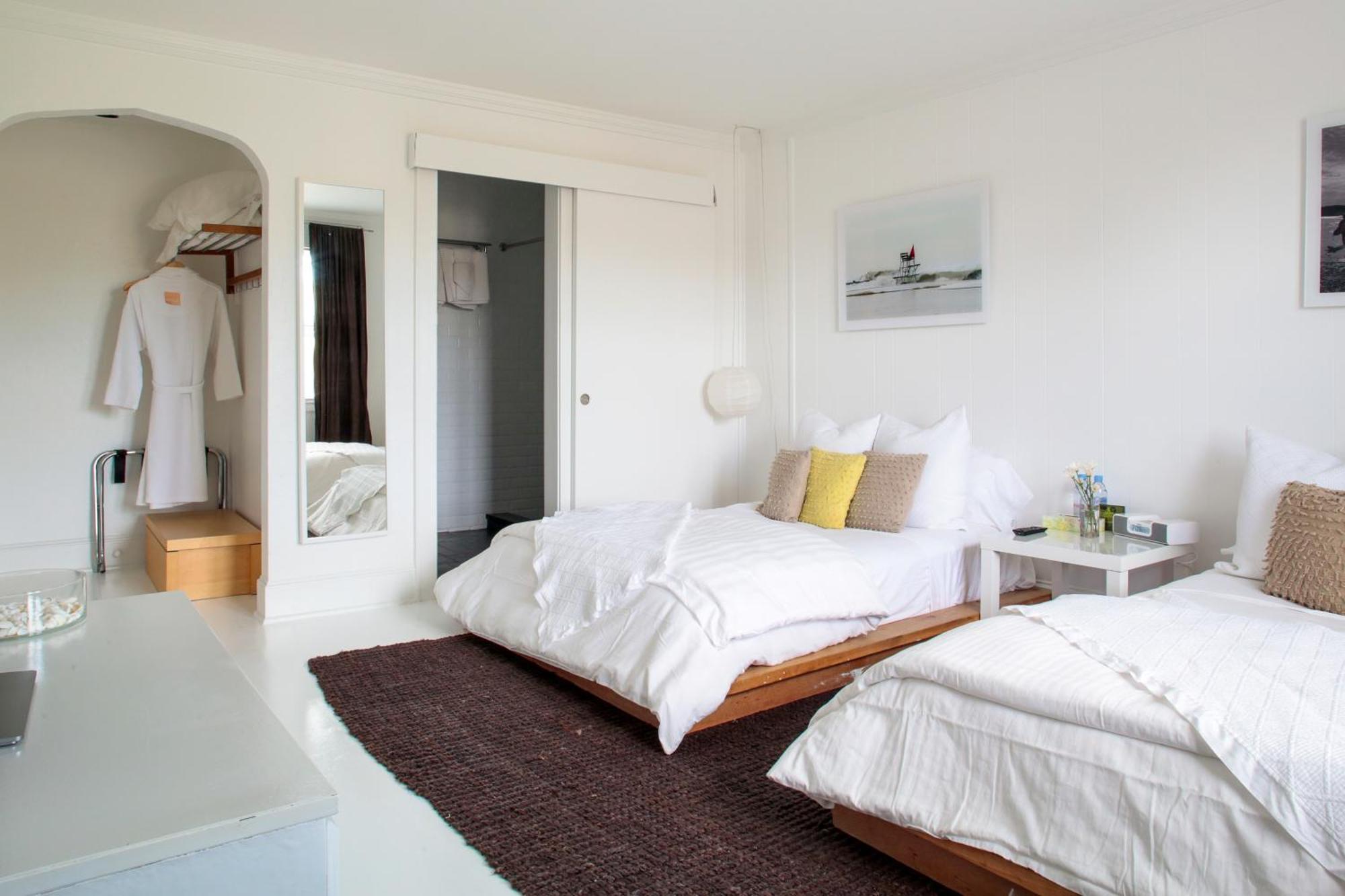 Sole East Hotel 3*