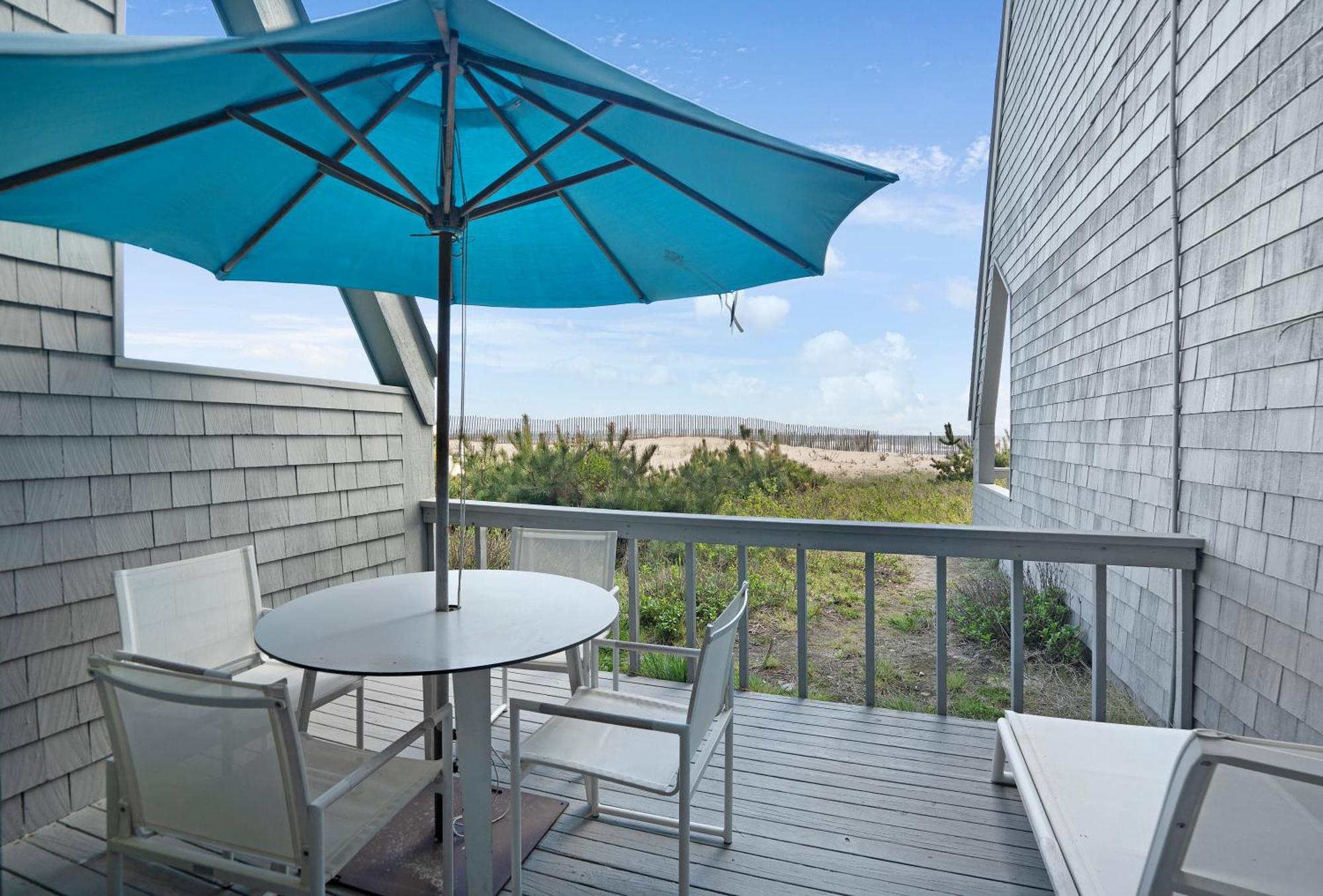 Resort The Surf Club 3*