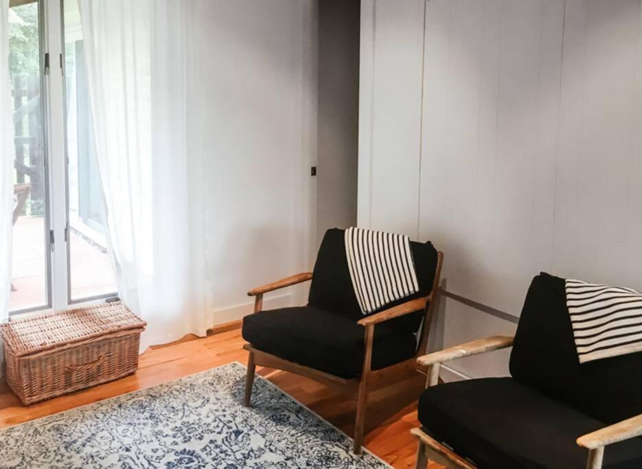 Walk To - Bright, Pond-facing 2br Leisurama Holiday home Montauk
