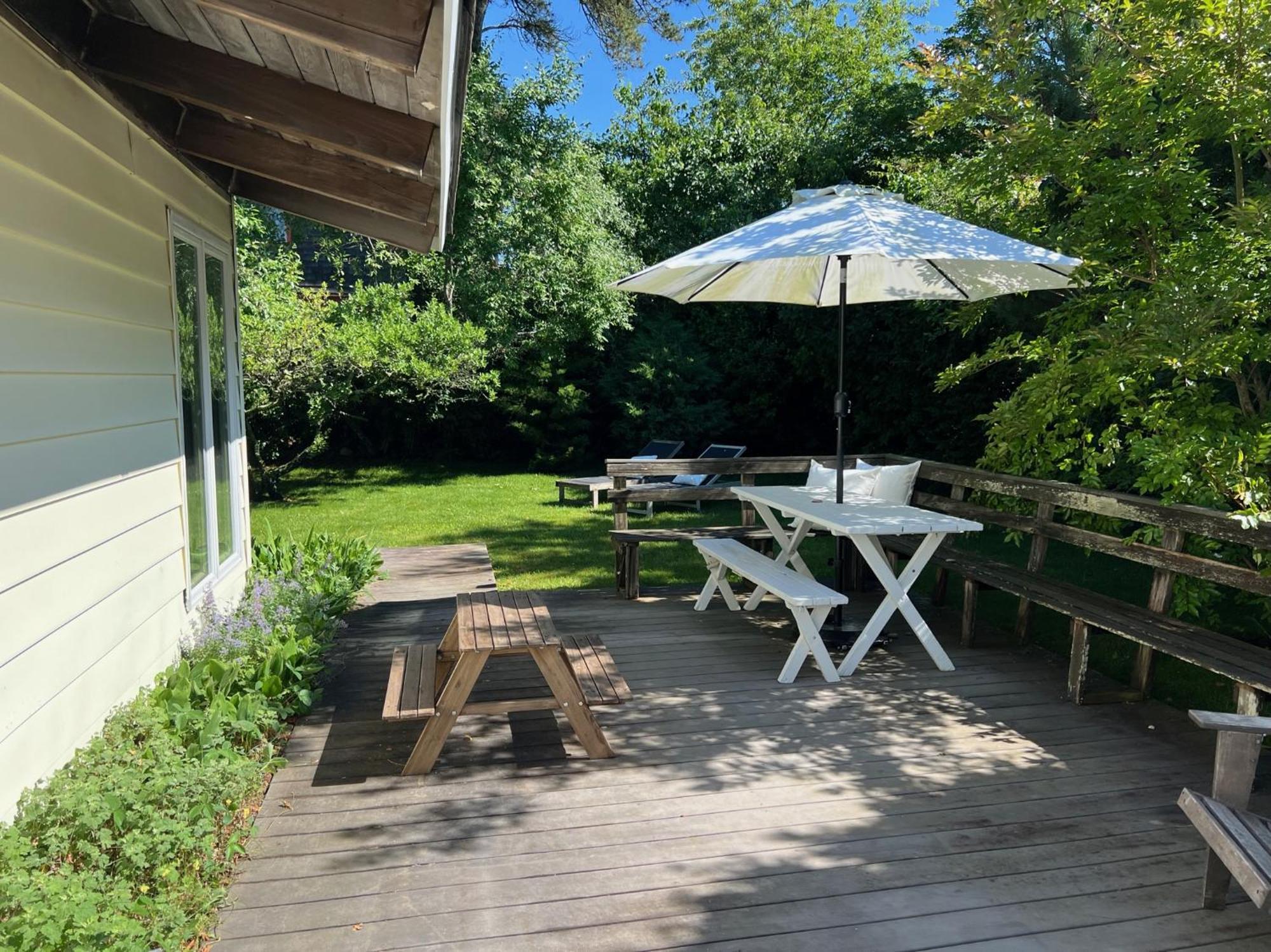 Walk To - Bright, Pond-facing 2br Leisurama *