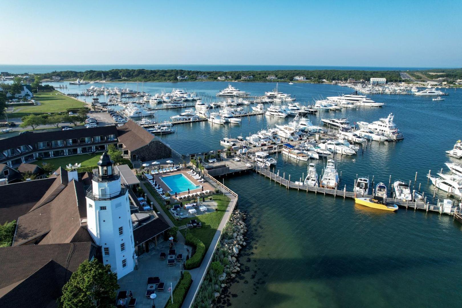 Yacht Club Resort