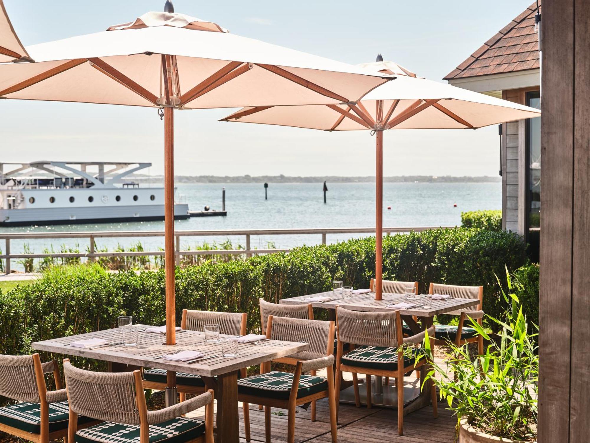Yacht Club Resort
