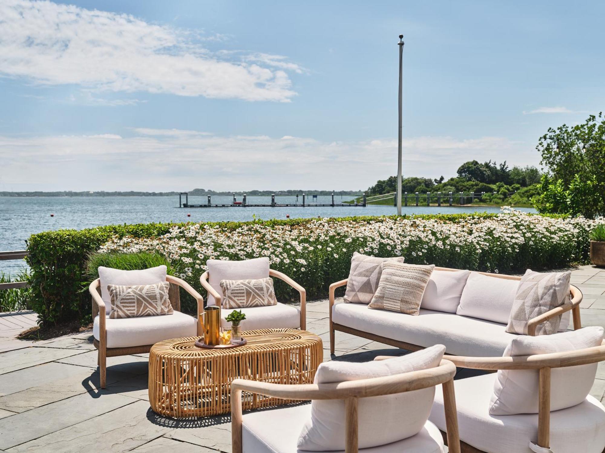 Yacht Club Resort