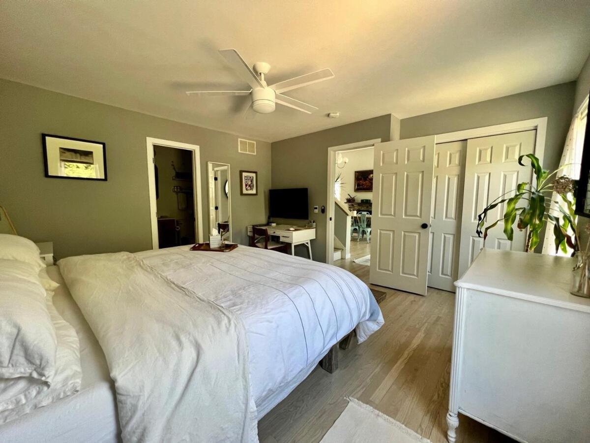Hilltop Haven In W Pool, Family Friendly *
