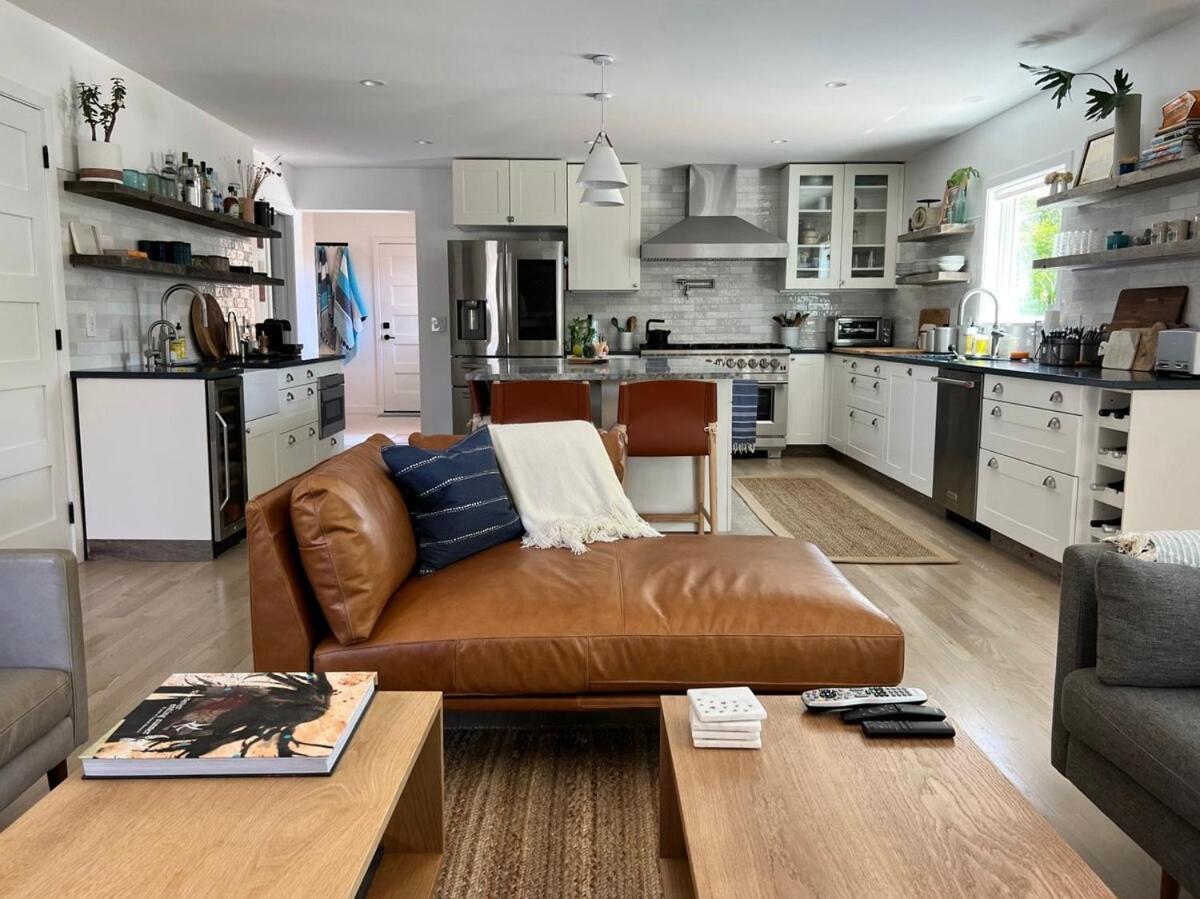 Hilltop Haven In W Pool, Family Friendly Holiday home Montauk