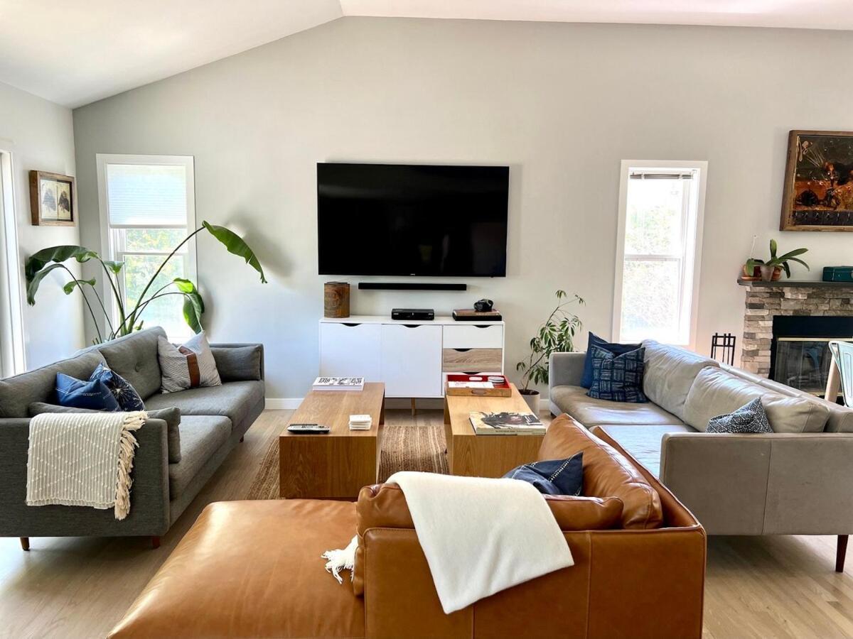 Hilltop Haven In W Pool, Family Friendly * Montauk