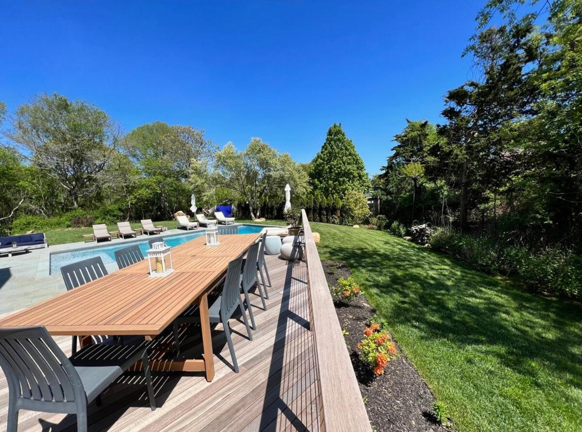 Holiday home Hilltop Haven In W Pool, Family Friendly