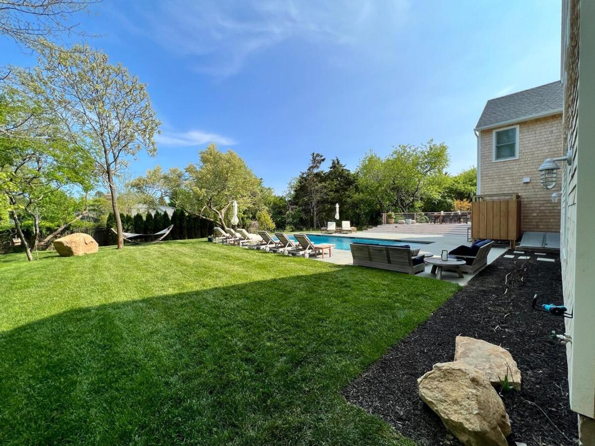 Holiday home Hilltop Haven In W Pool, Family Friendly