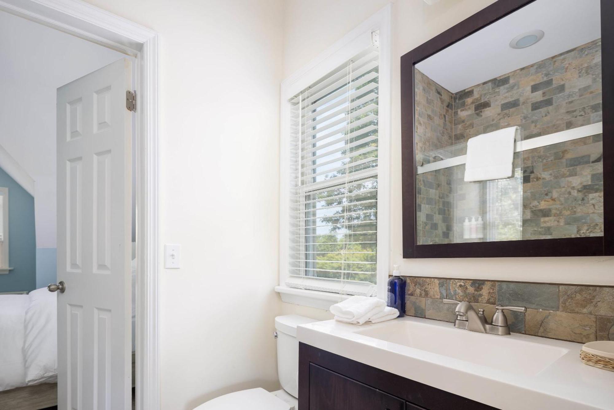 Glendale By Rove 5br Family With Outdoor Space & Heated Pool *