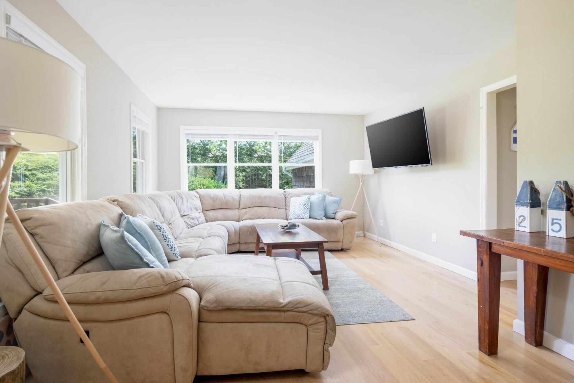 Glendale By Rove 5br Family With Outdoor Space & Heated Pool Holiday home *