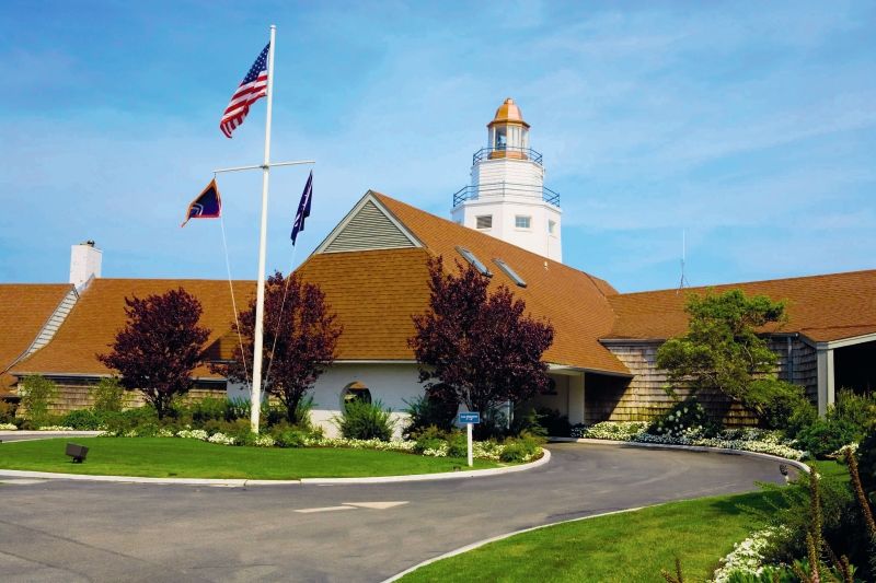 Resort Yacht Club