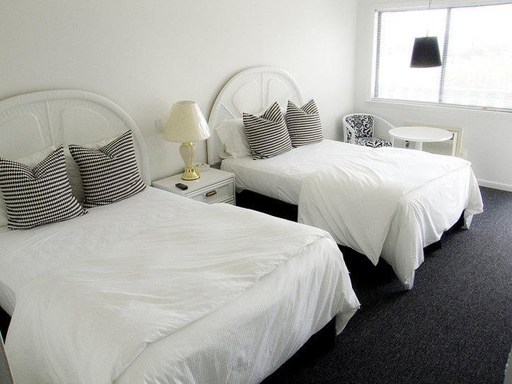 Sole East Motel