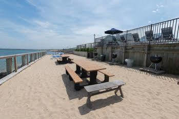 Soundview Apartment
