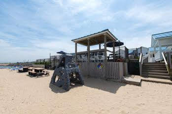 Soundview Apartment *
