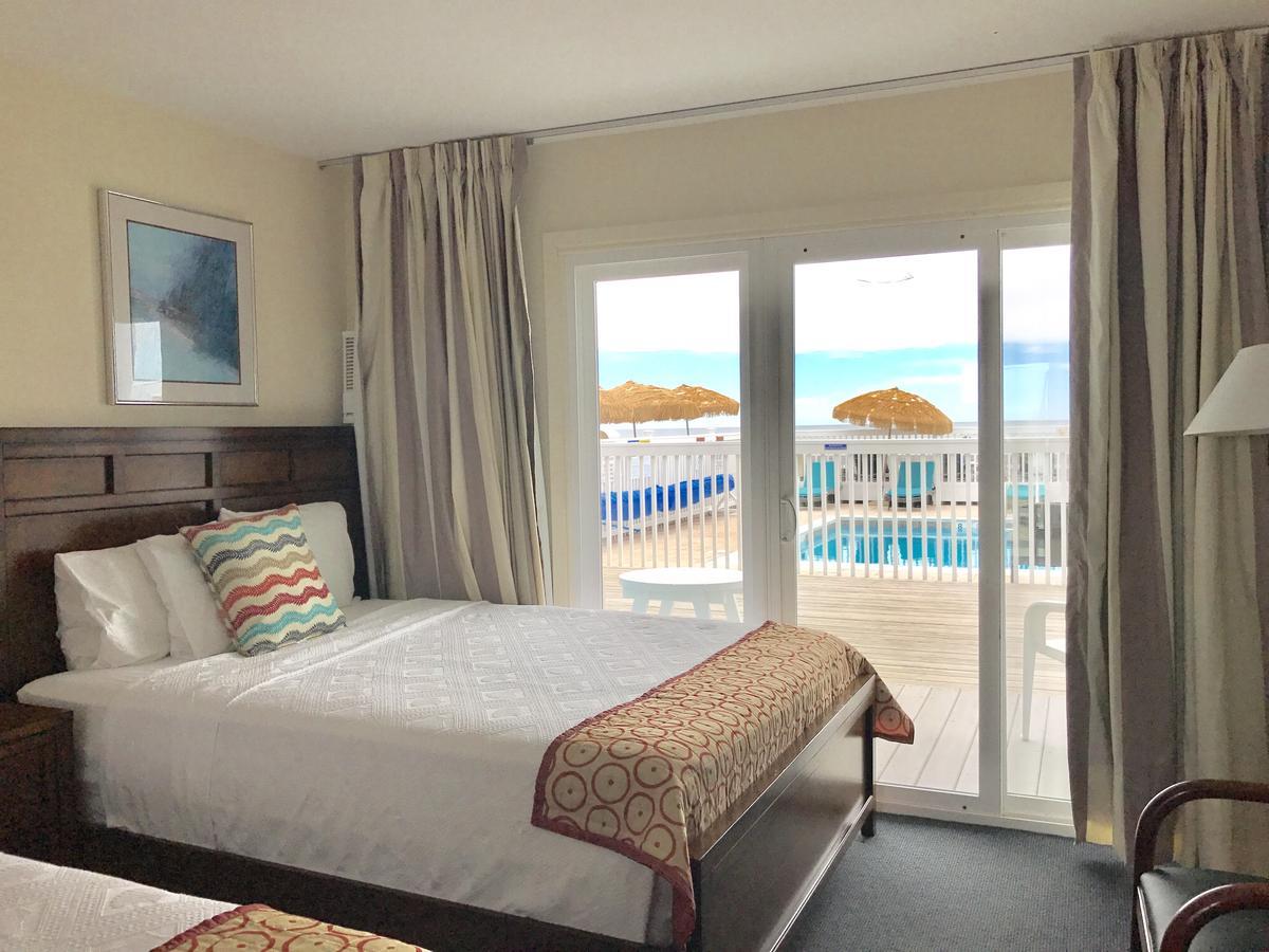 Resort Ocean Surf