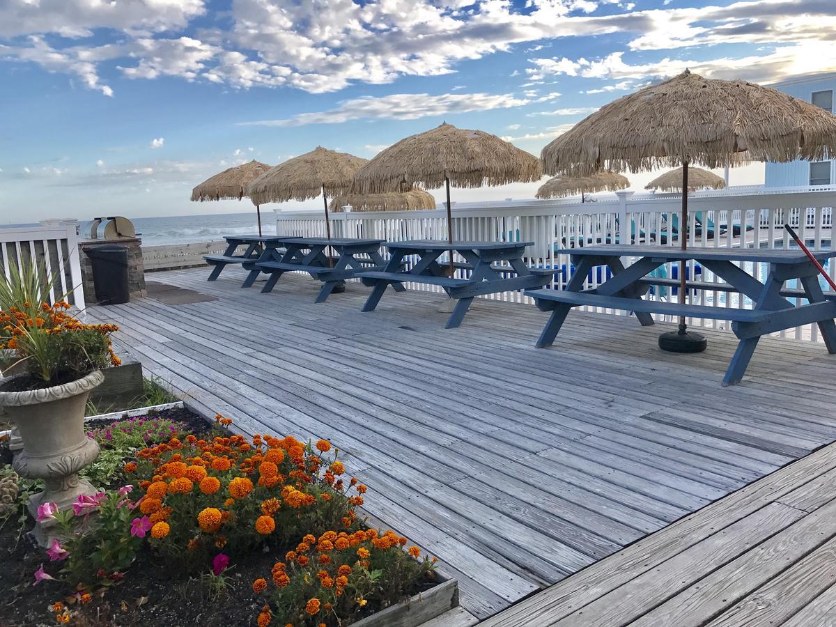 Resort Ocean Surf