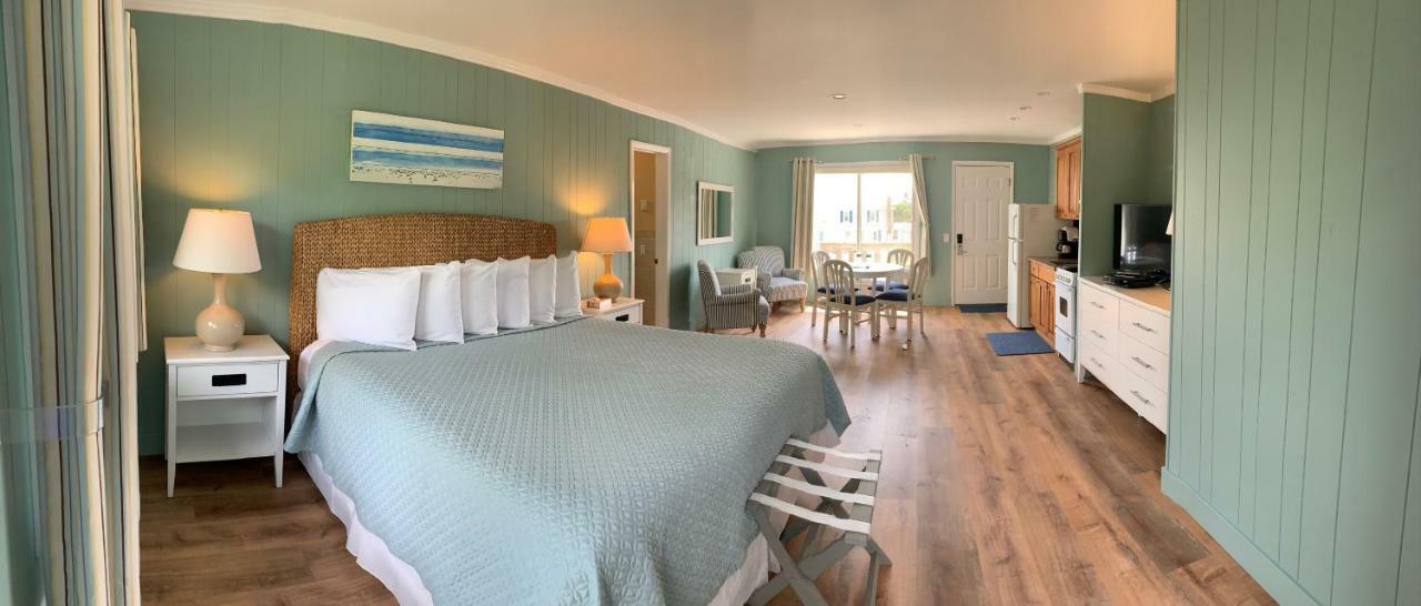Hartman's Briney Breezes Montauk