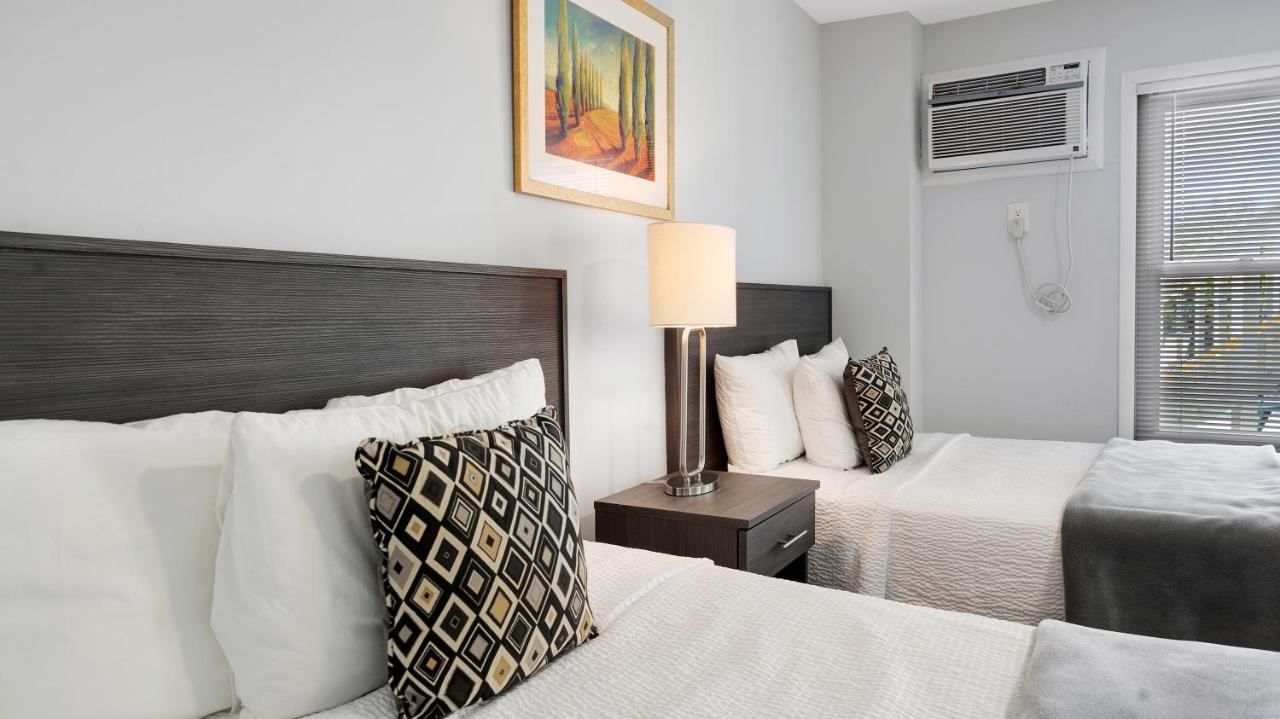 Hotel A Wave -