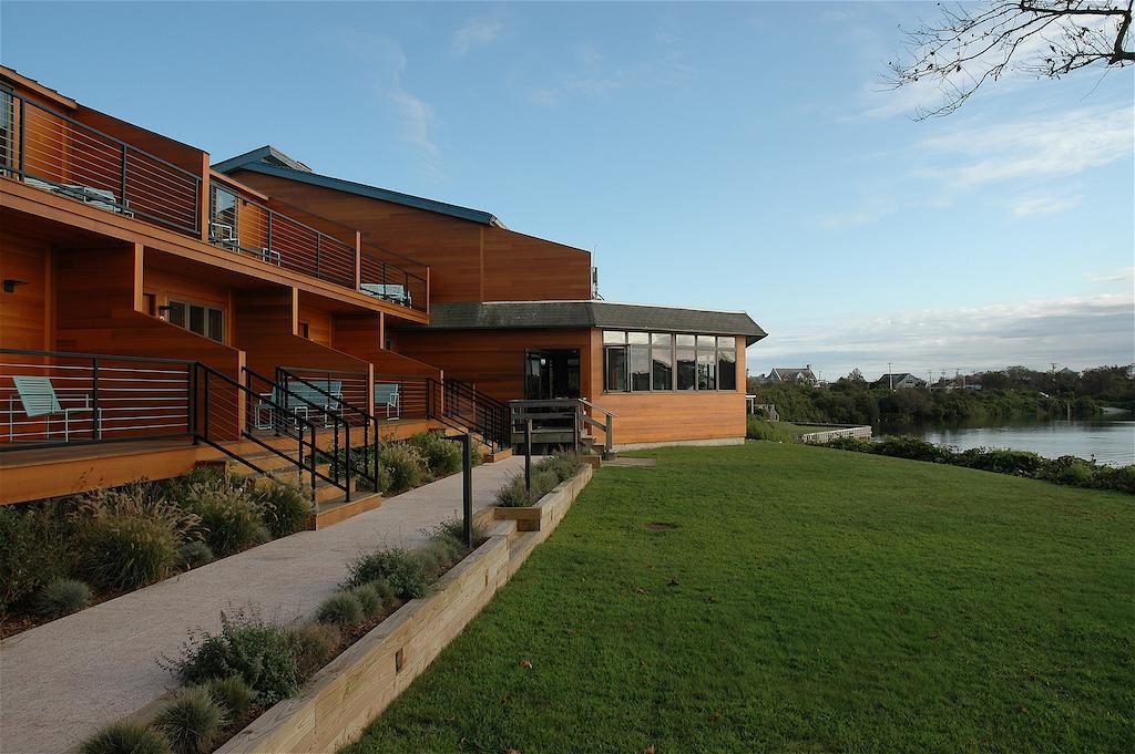 Stone Lion Inn 5*